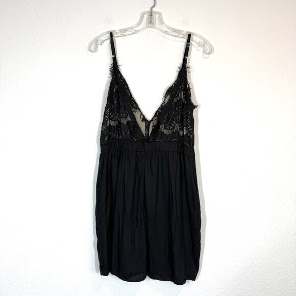 Black Mini Dress Lace Spaghetti Strap Size Small - Picture 1 of 9